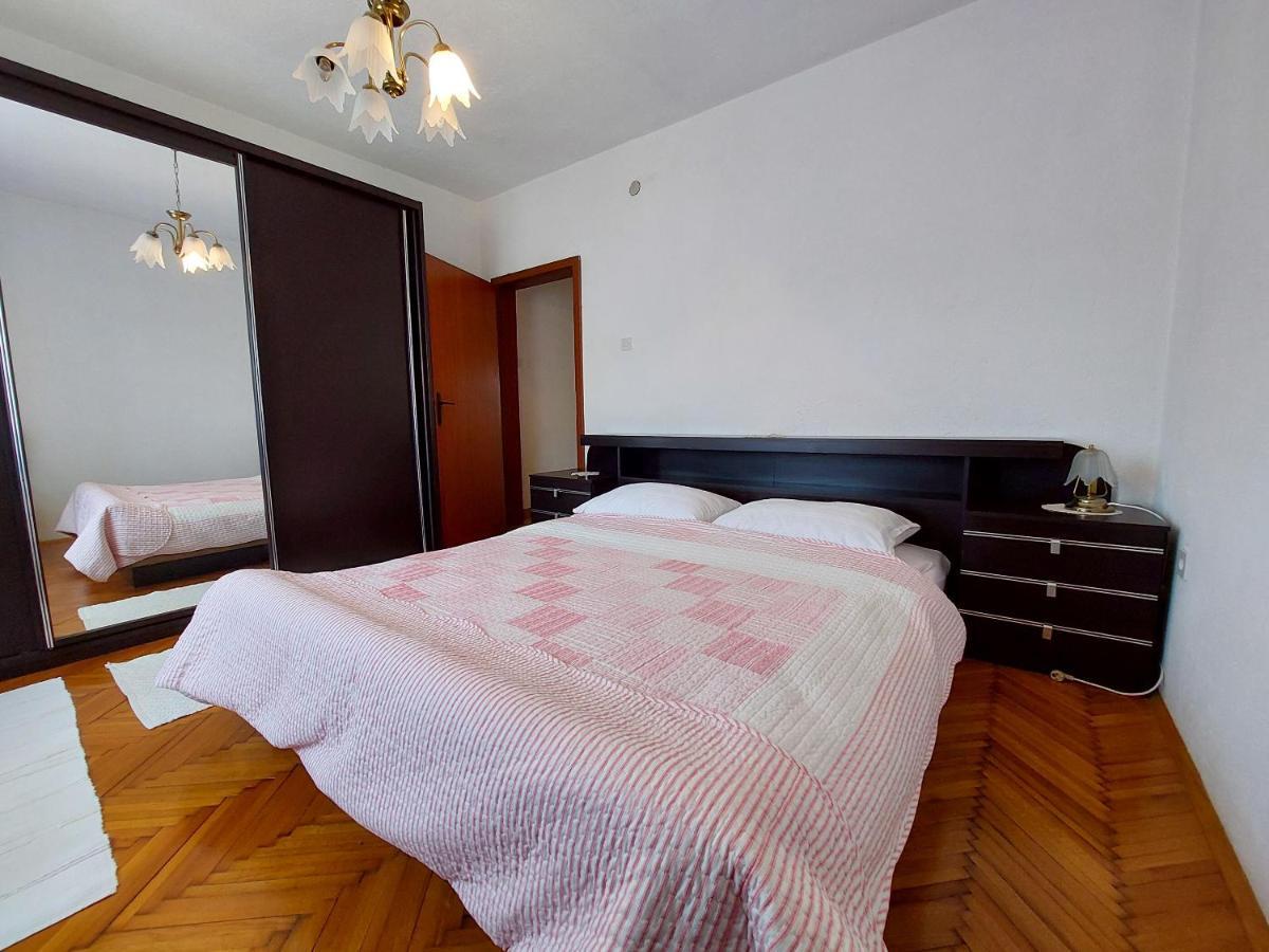 Apartment Durda Senj  Esterno foto